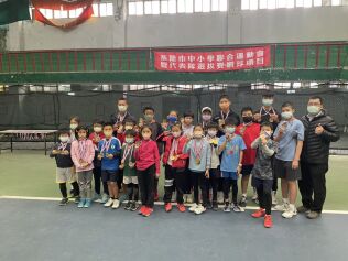 基隆市111年度中小學聯合運動會暨全國中等學校運動會選拔賽 網球項目比賽照片:全部獲獎名單